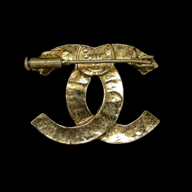 CHANEL Classic CC Logo Crystal Brooch Gold Tone Hardware