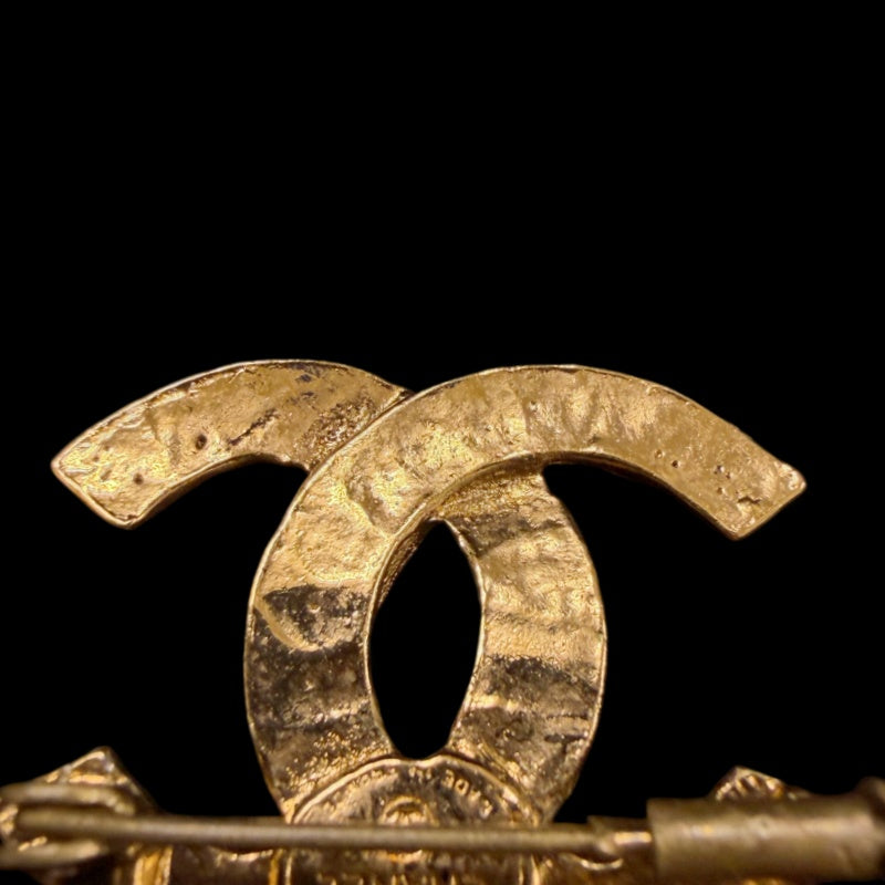 CHANEL Classic CC Logo Crystal Brooch Gold Tone Hardware