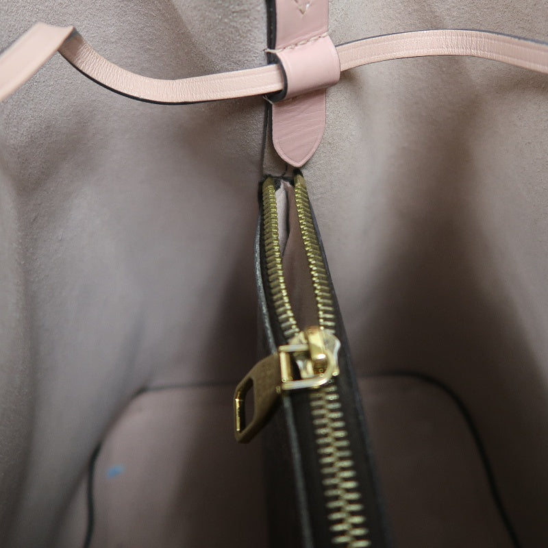 LOUIS VUITTON Monogram NeoNoe Bucket Shoulder Bag PVC Brown  Hardware