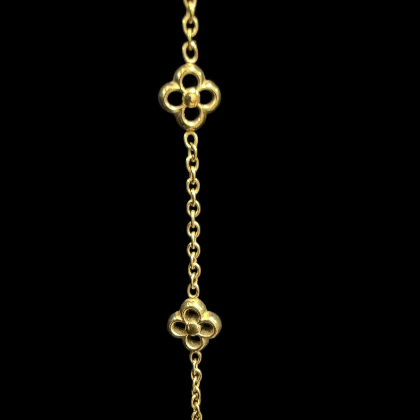 LOUIS VUITTON Gold Alloy Full Floral Station Necklace With Gold Hardware