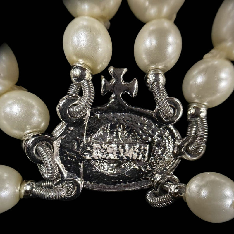 VIVIENNE WESTWOOD 3-Layer Pearl Full Crystal Inlaid Saturn Orb Choker Necklace With Silver Hardware