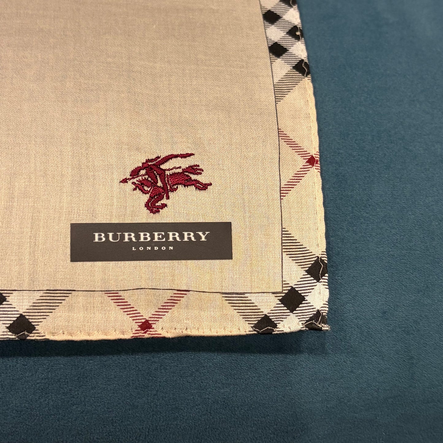 BURBERRY Cotton Scarf Light Beige with Black and Red Check Trim