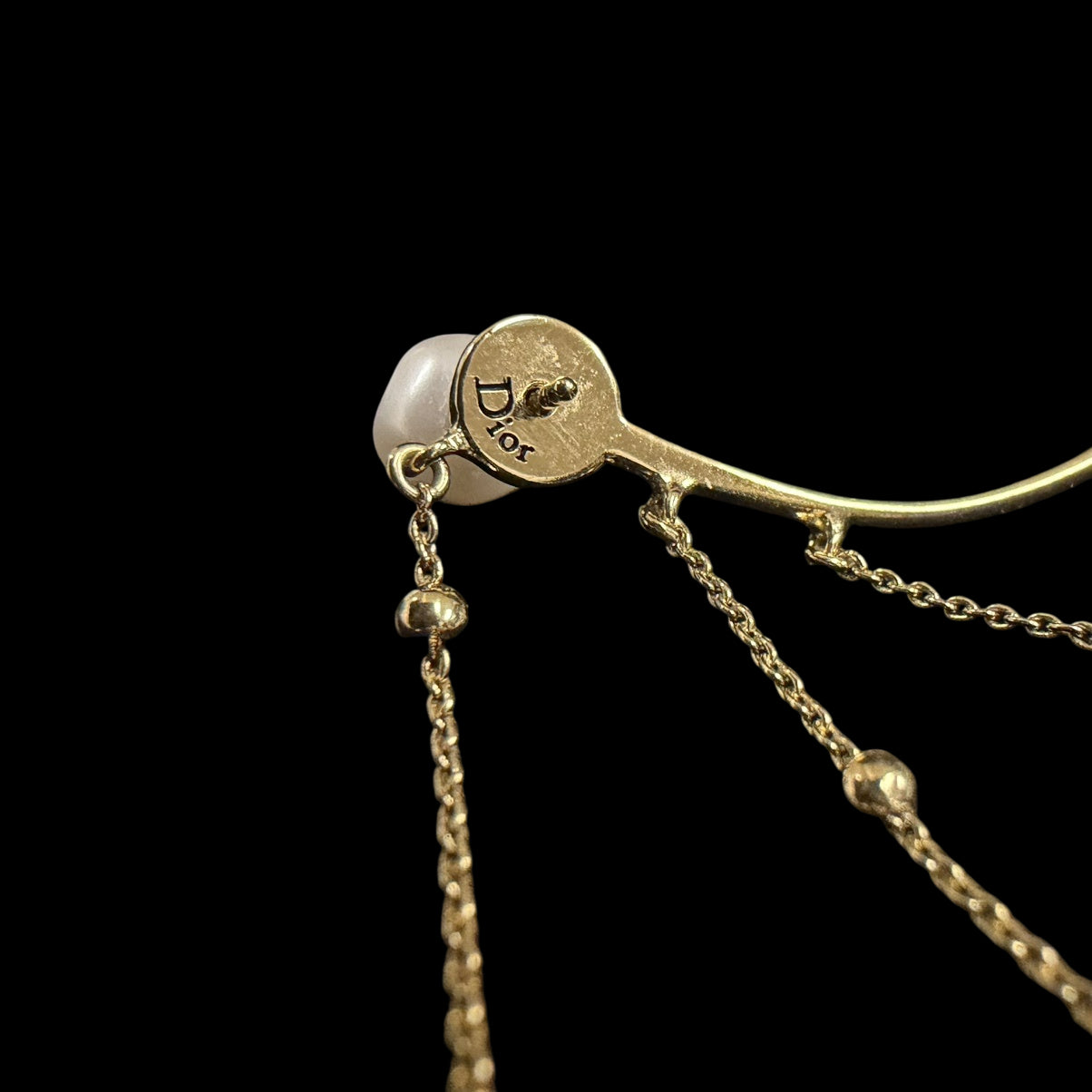 CHRISTIAN DIOR Single Earring Ear Cuff Faux Pearl Gold Metal Star Clover Tassel Charm Cute Elegant