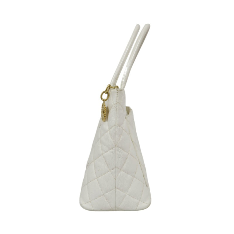 Chanel White Caviar Leather Reissue Matelasse Tote Bag (7 Series) with Gold-Tone Hardware and Guarantee Card