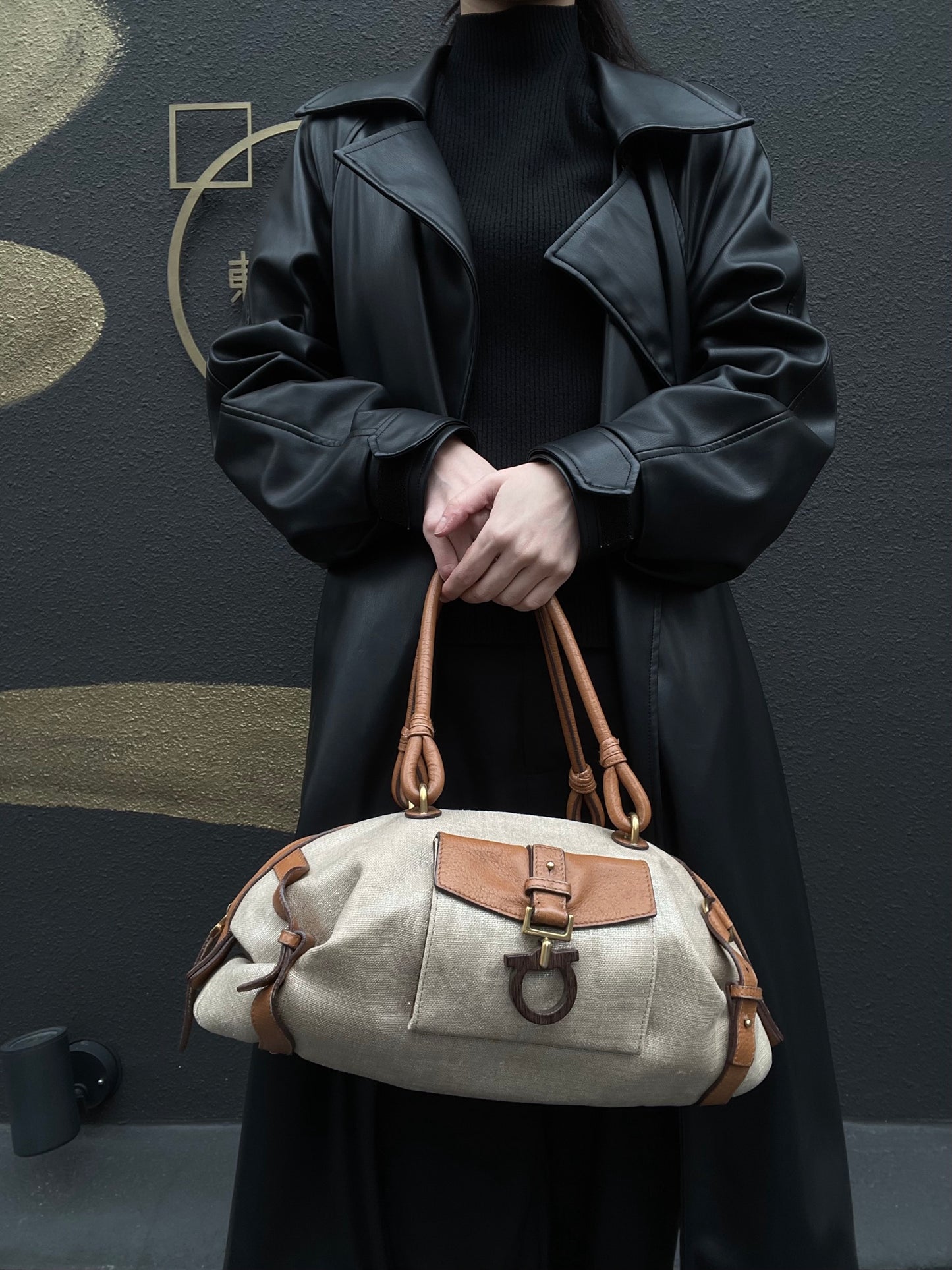 FERRAGAMO shoulder bag, canvas, beige, gold hardware, calfskin leather