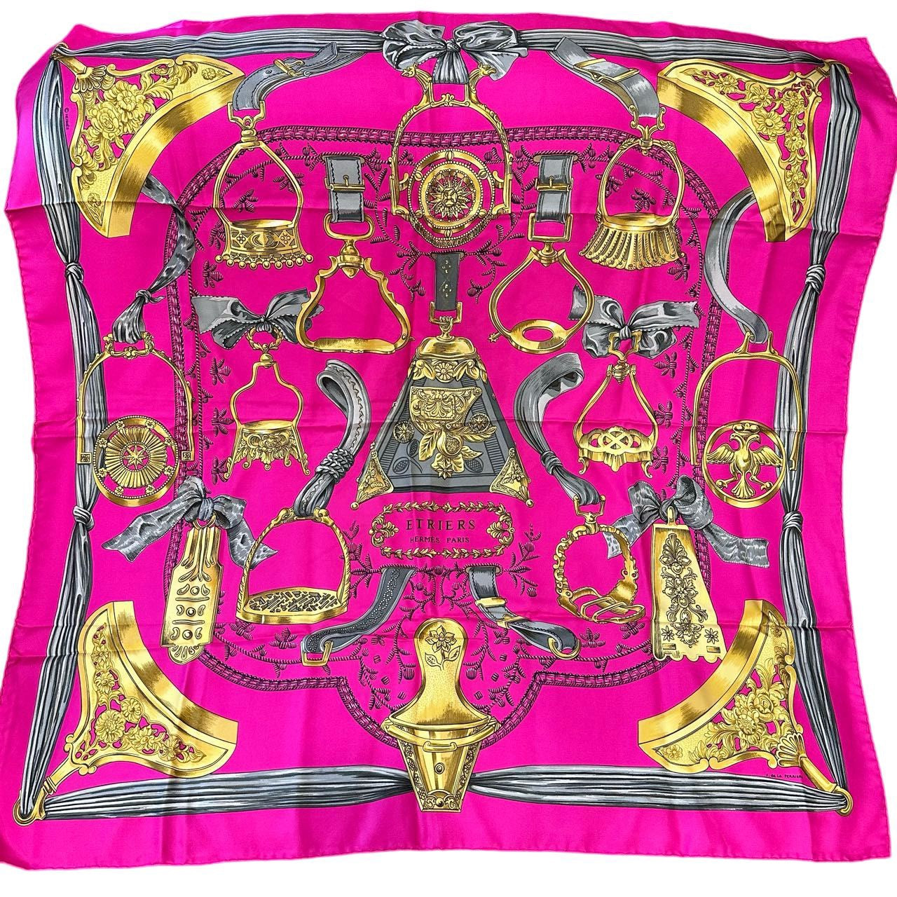 HERMES Carre 90 scarf, pink tones