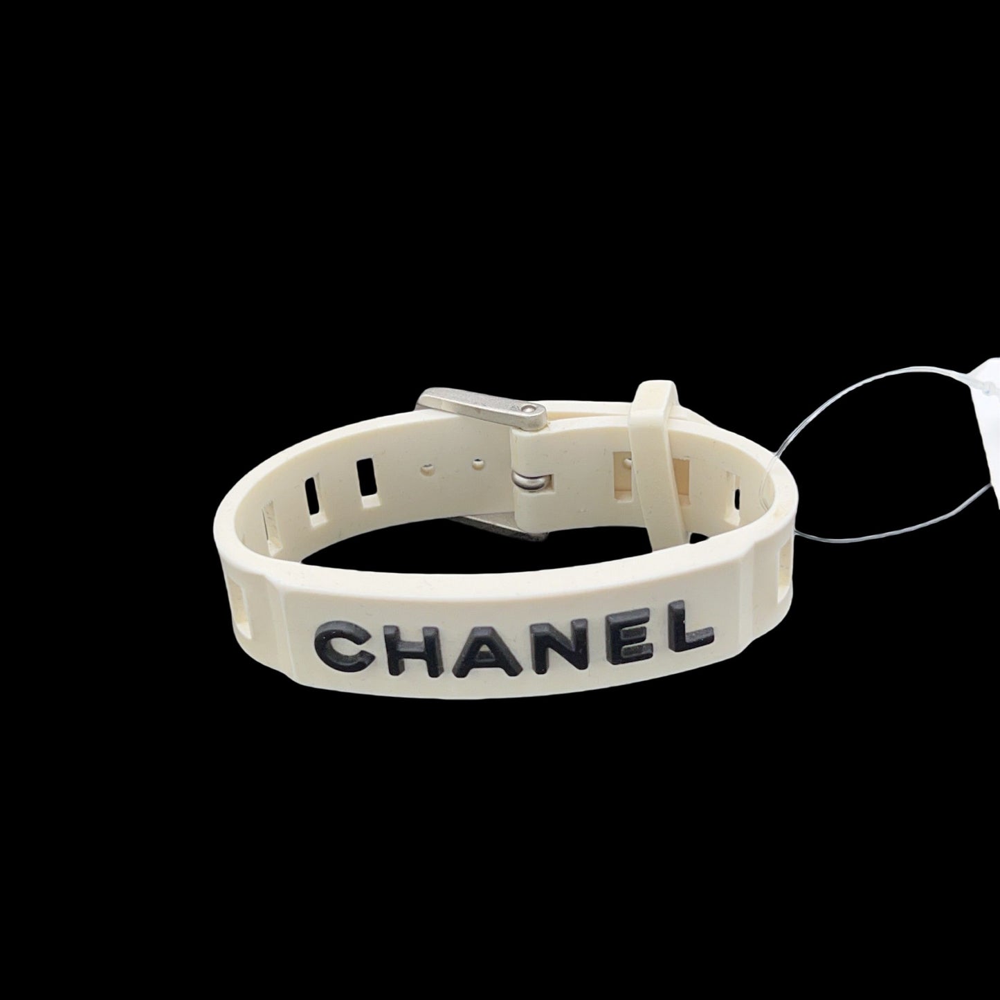 CHANEL white silicon bracelet, with box