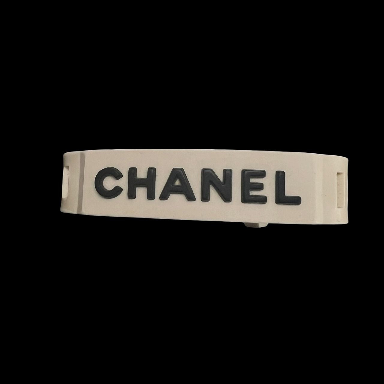 CHANEL white silicon bracelet, with box