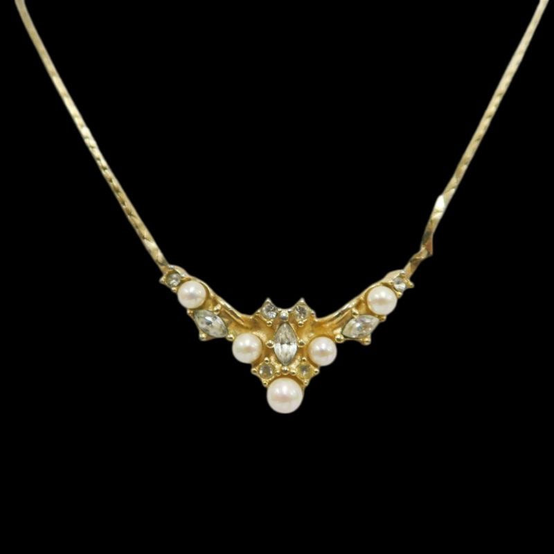 DIOR Necklace, Pearl, Gold-Tone Pearl & Crystal Necklace, Alloy