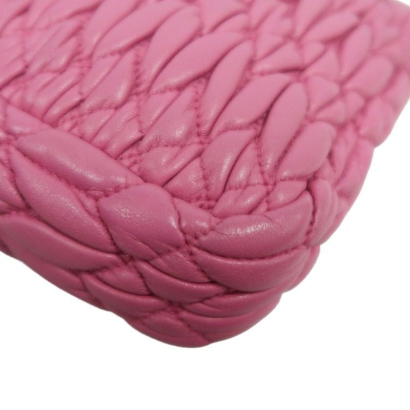 MIUMIU Coffer Matelassé Nappa Crystal Chain Shoulder Bag Clutch Bag Leather Pink Silver Hardware Pink PVC Coffer Pleated Crystal Chain Shoulder Bag