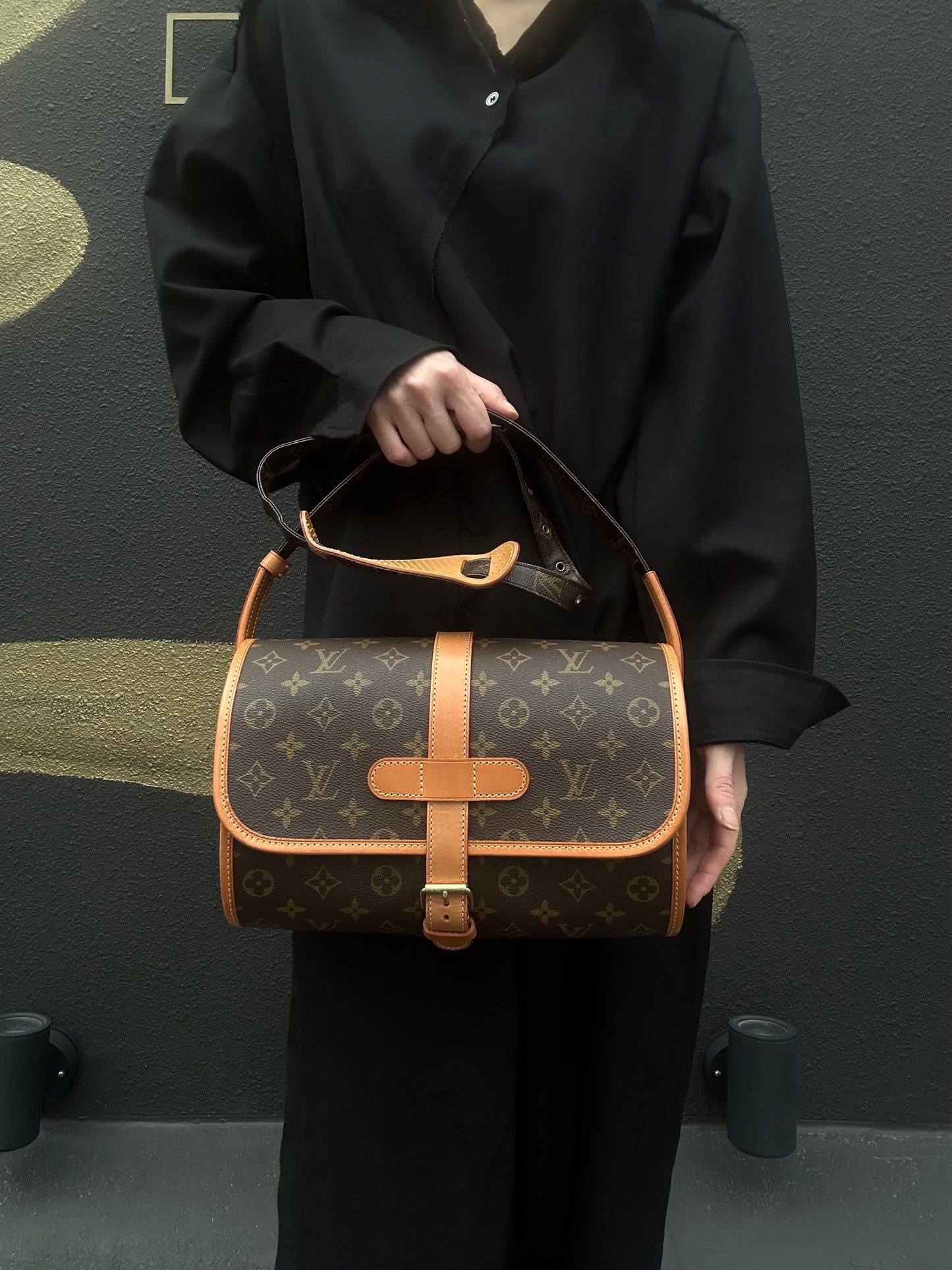 LOUIS VUITTON Marne Monogram Brown Shoulder Bag LV Monogram PVC Crossbody Bag
