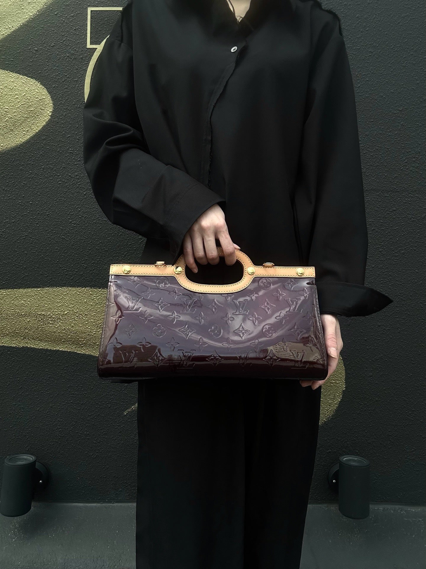 Louis Vuitton Vuitton Roxbury Drive Vernis Handbag Amaranthe Purple Louis Vuitton Burgundy Vernis Handbag
