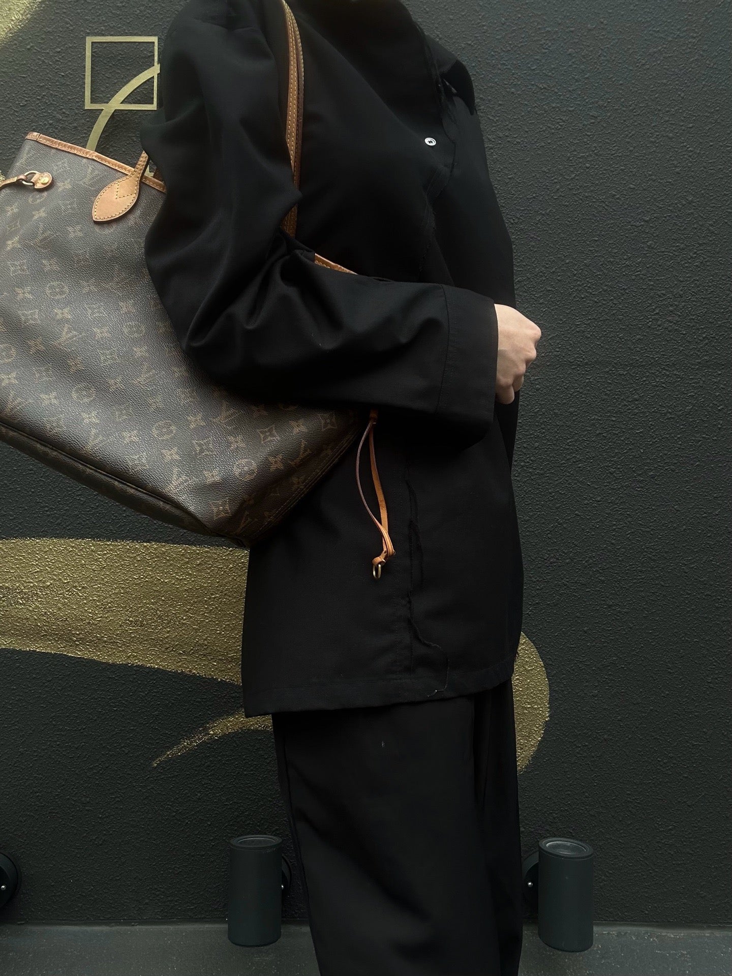 LOUIS VUITTON Monogram Neverfull MM Tote Bag, Brown, PVC material, with dust bag