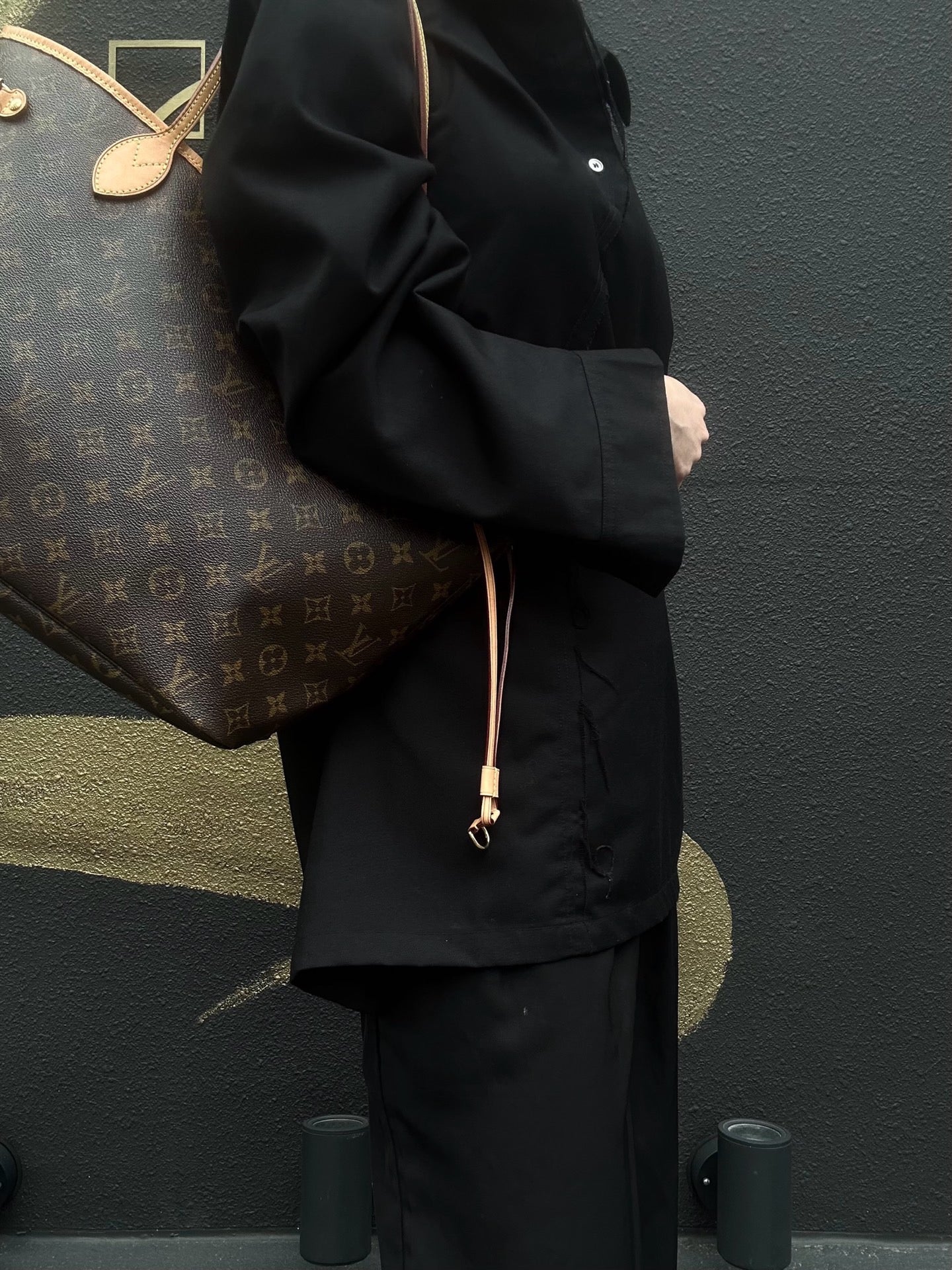 LOUIS VUITTON Monogram Neverfull MM Tote Bag, Brown, PVC Material, Shoulder & Shopping Bag