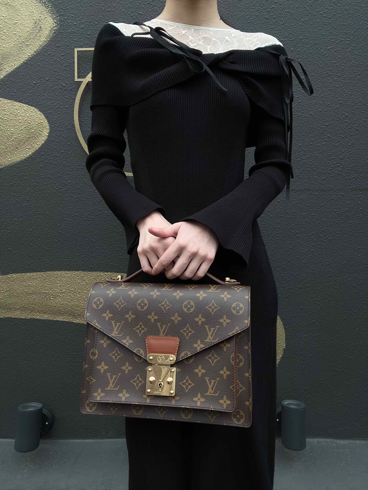 LOUIS VUITTON Monceau 28 Monogram Handbag, Brown, Gold Hardware, with Shoulder Strap and Two Keys, PVC Material