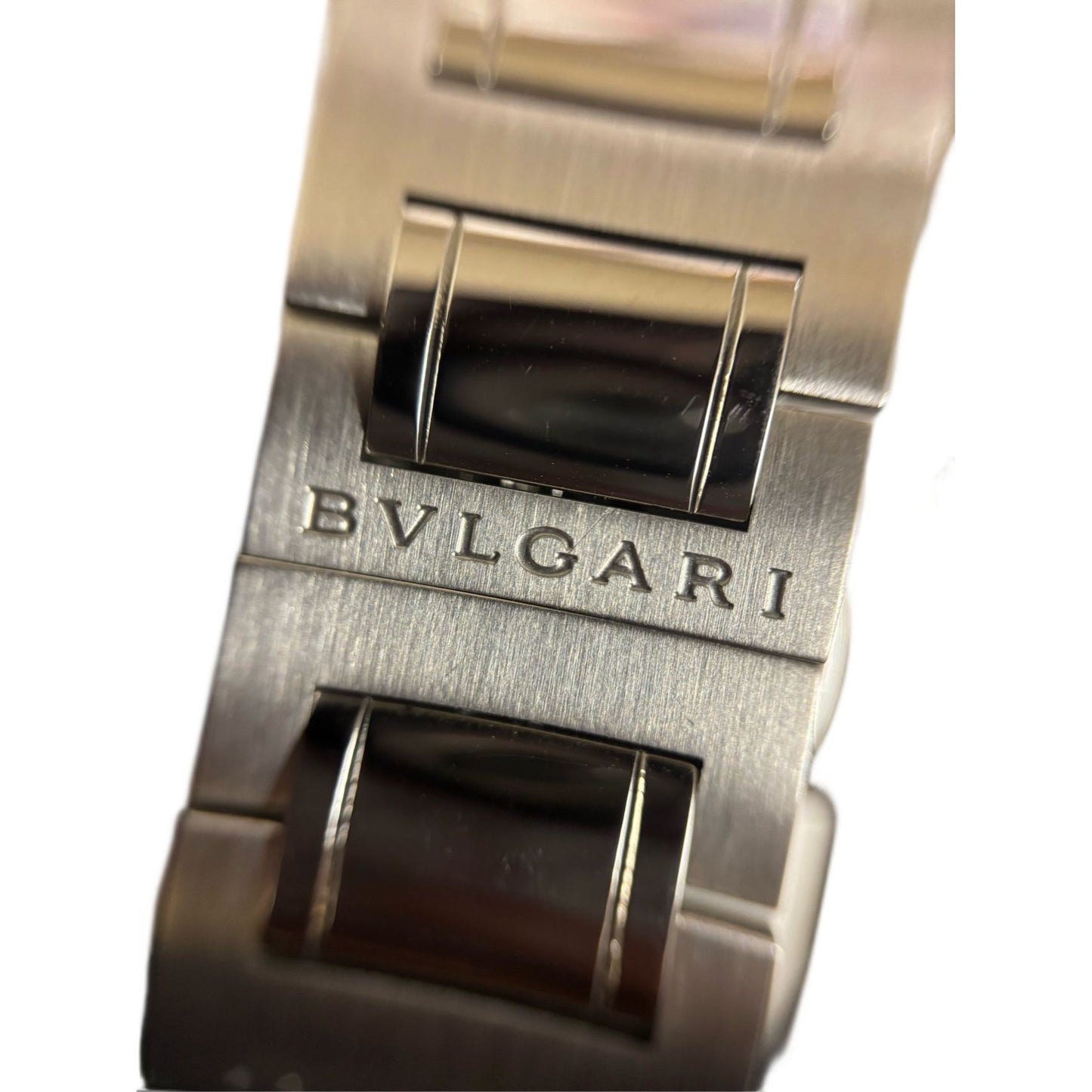 BVLGARI Men's silver watch With box Silver bracelet, black dial Model: BB38SSAUTO Stainless steel / Stainless steel Bulgari Bulgari L14503 Automatic movement Black dial Coated Scratches