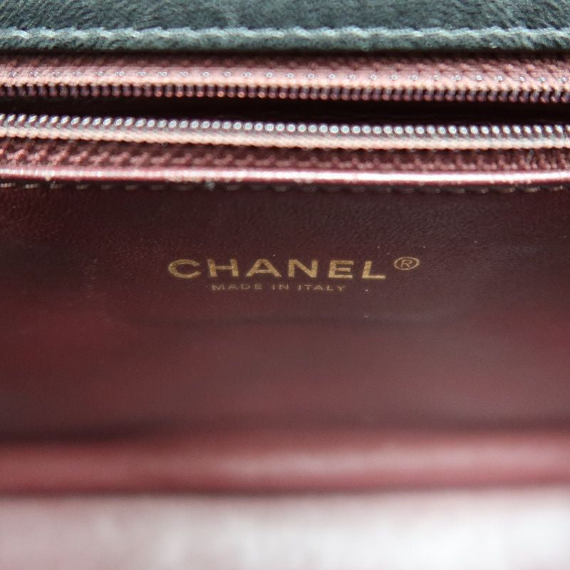 CHANEL Black Lambskin V-Stitch Flap Chain Crossbody Bag with Gold Hardware