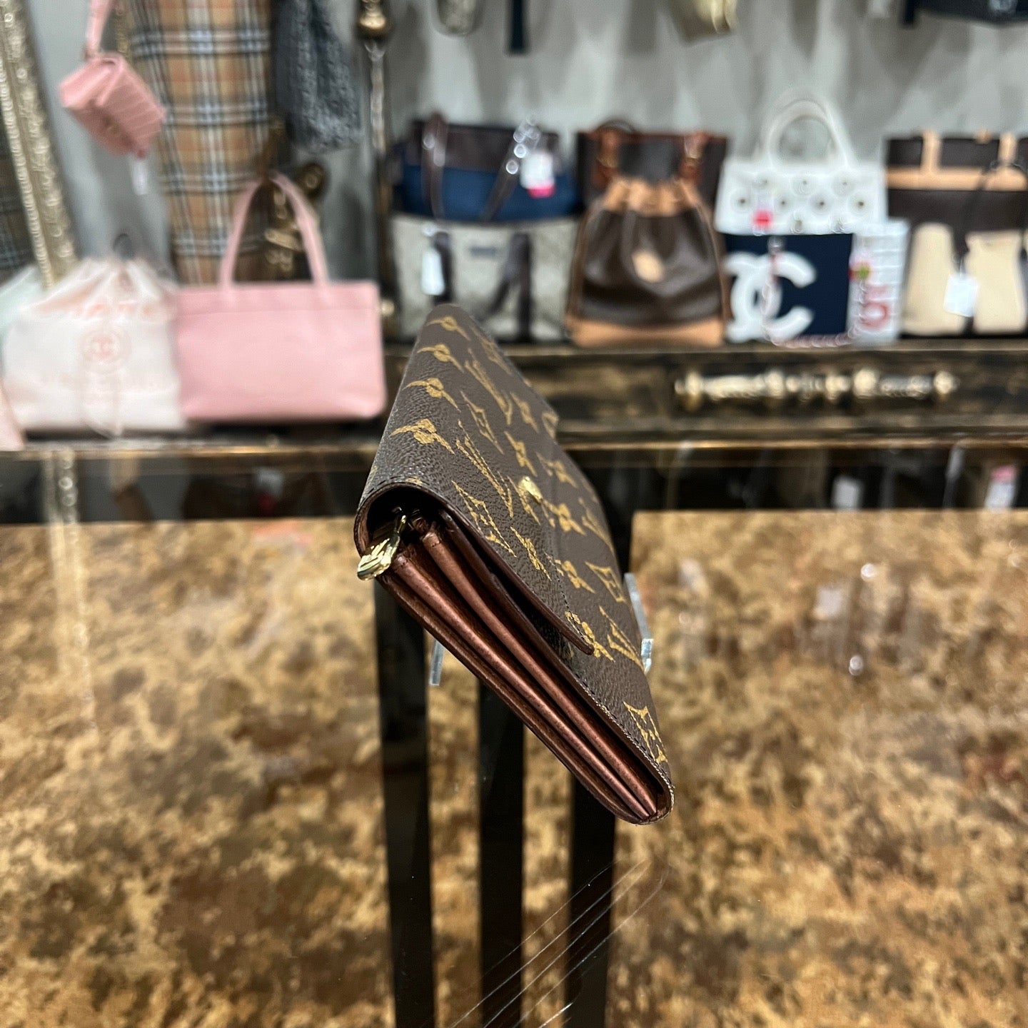 LOUIS VUITTON Monogram Pochette Porte Monnaie Credit Wallet