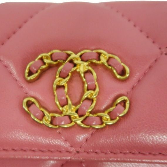 CHANEL 19 Wallet On Chain WOC in Pink Lambskin with Two-Tone Gold Hardware