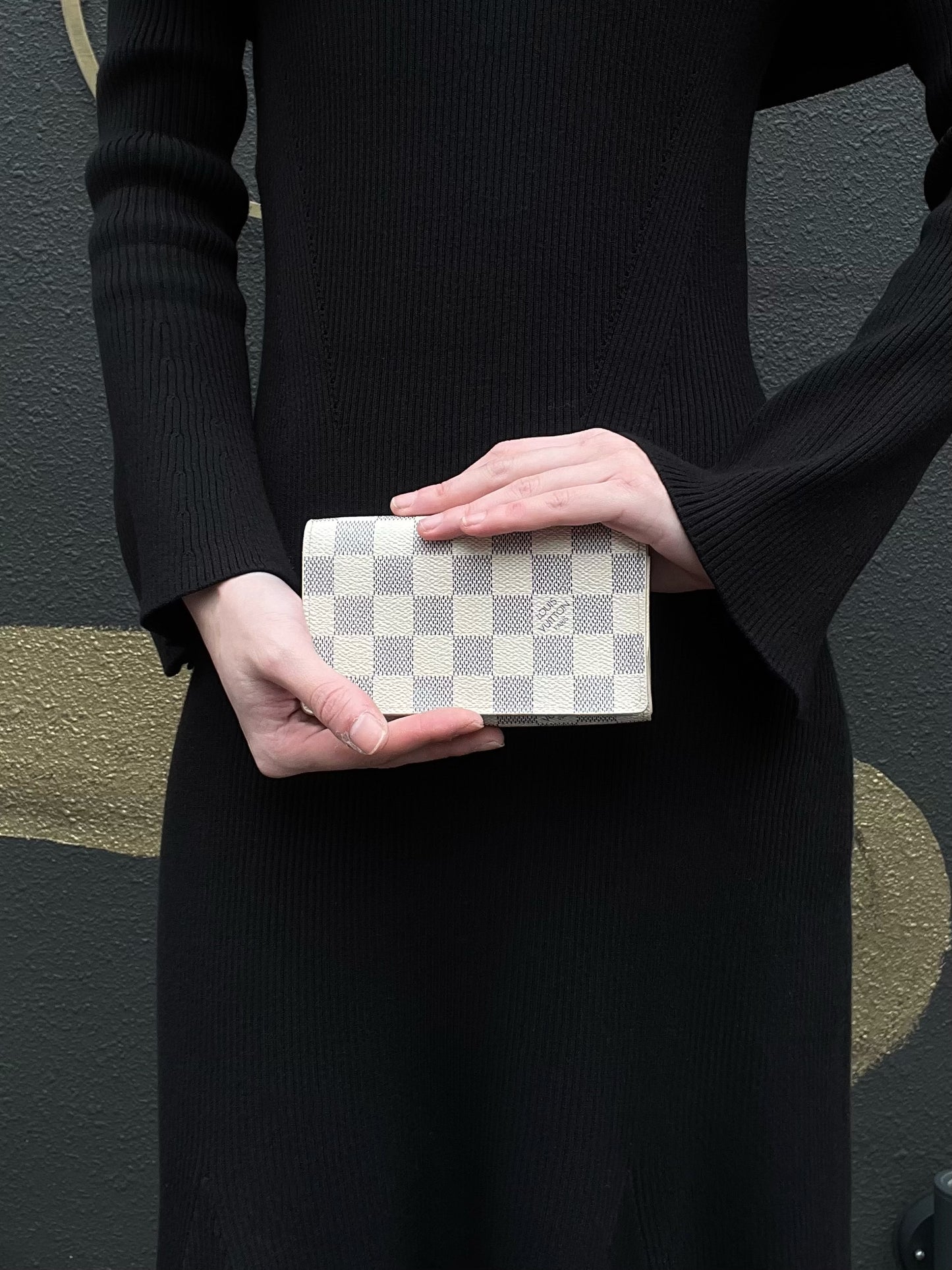 LOUIS VUITTON (LV) Damier Azur Portefeuille Tresor Card Case