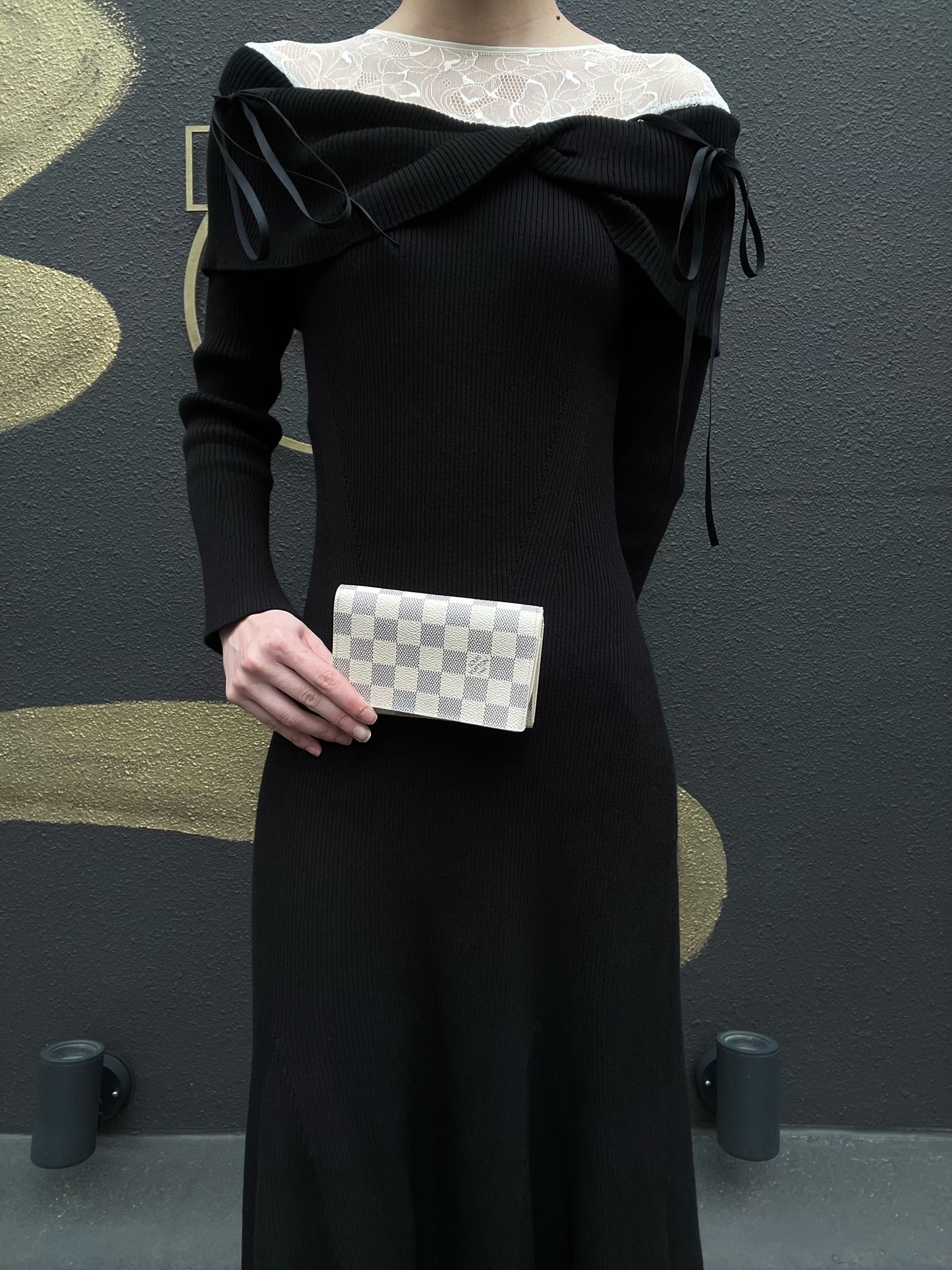 LOUIS VUITTON (LV) Damier Azur Portefeuille Tresor Card Case