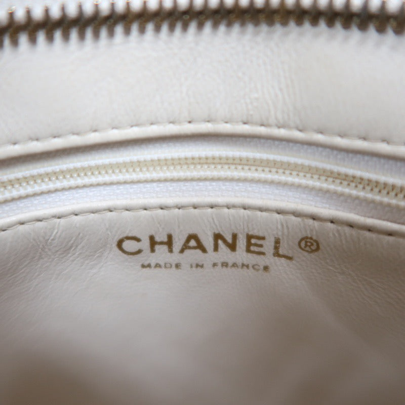 Chanel White Caviar Leather Reissue Matelasse Tote Bag (7 Series) with Gold-Tone Hardware and Guarantee Card