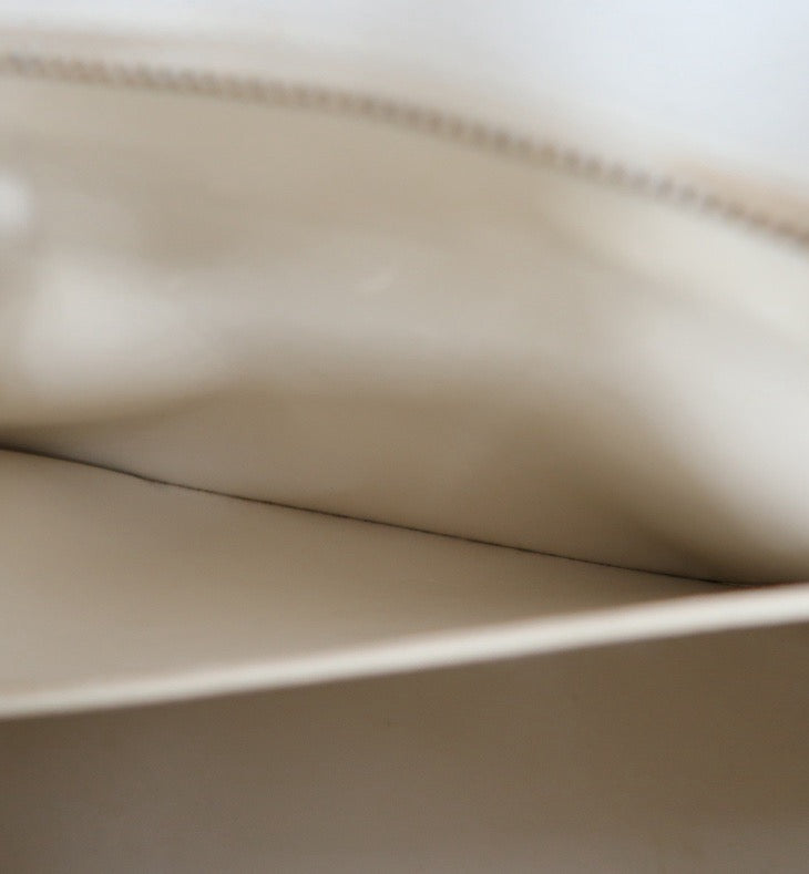 Chanel White Caviar Leather Reissue Matelasse Tote Bag (7 Series) with Gold-Tone Hardware and Guarantee Card