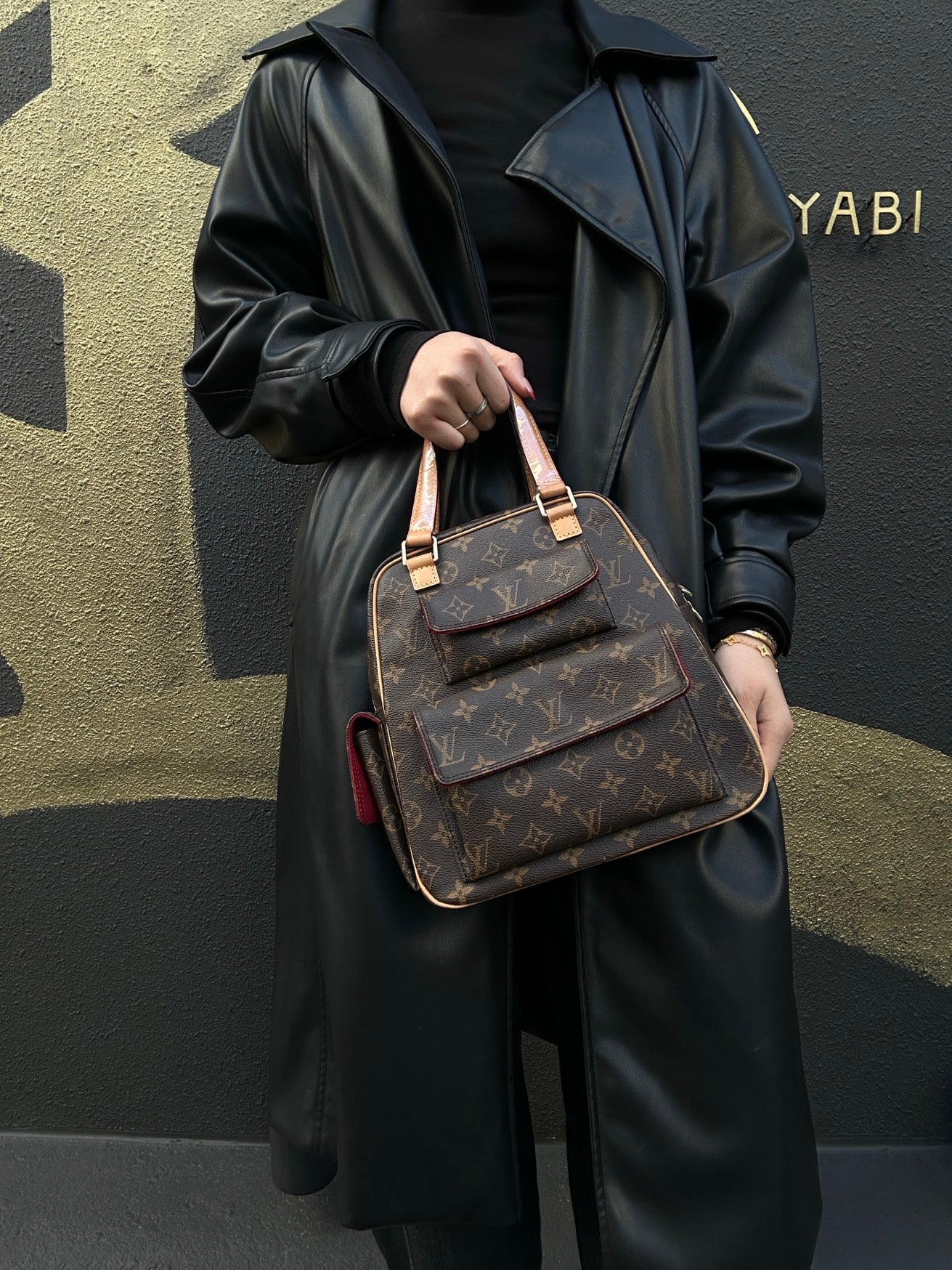 LOUIS VUITTON Monogram Excentri-Cité, Brown, Top Handle & Shoulder Bag, Coated Canvas