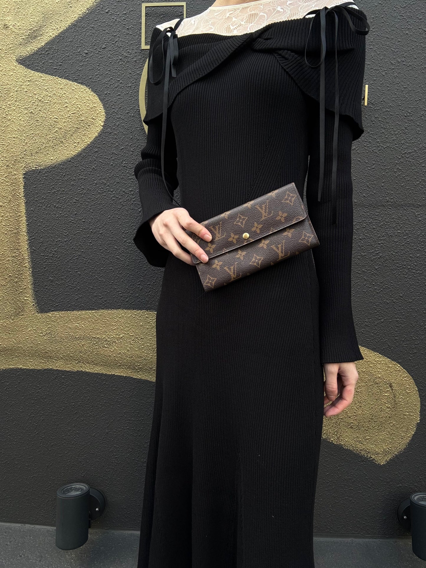 LOUIS VUITTON Monogram Pochette Porte Monnaie Credit Wallet