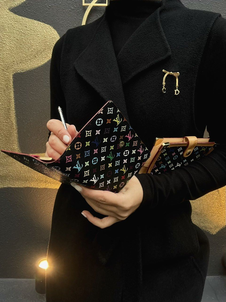 LOUIS VUITTON Multicolore Notebook, Black with Initials, Comes with Refillable Pages, Notepad, Card Slots, Instruction Manual and Dust Bag, Original Box Included