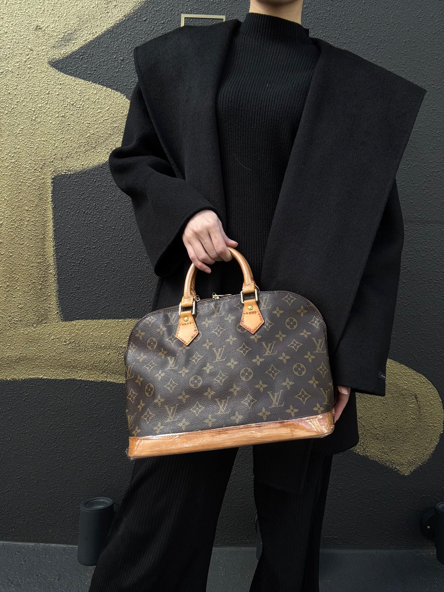 LOUIS VUITTON Alma Monogram Canvas Handbag Brow