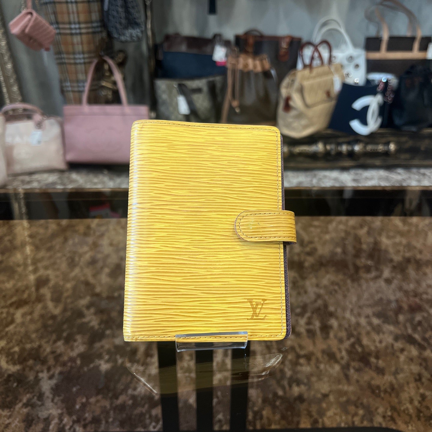 LOUIS VUITTON Agenda Cover, Epi Leather Yellow, Water Ripple Pattern