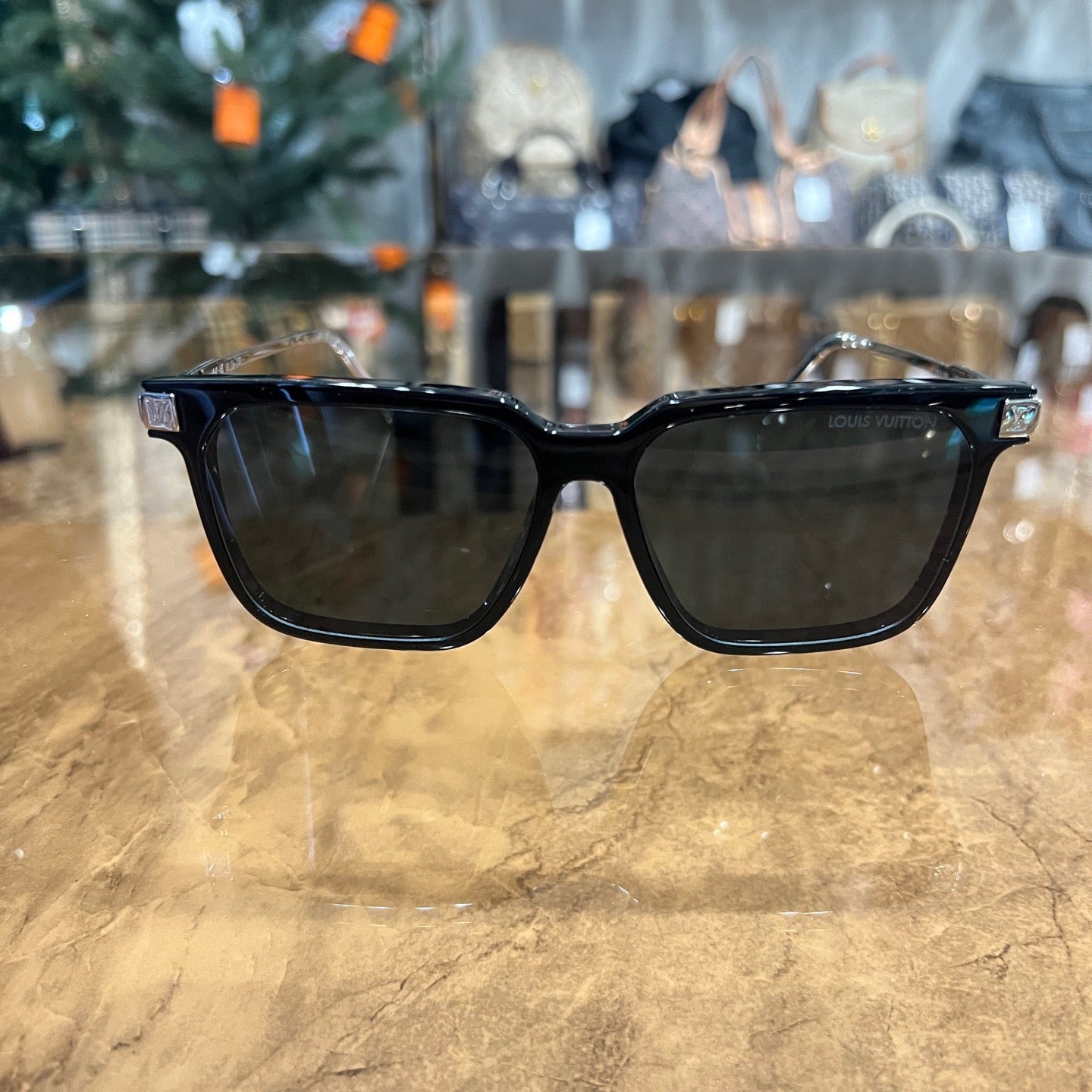 LOUIS VUITTON LV Rise Square Sunglasses, 56??15 150, Black, with Box and Dust Bag, LV Blue Resin Sunglasses