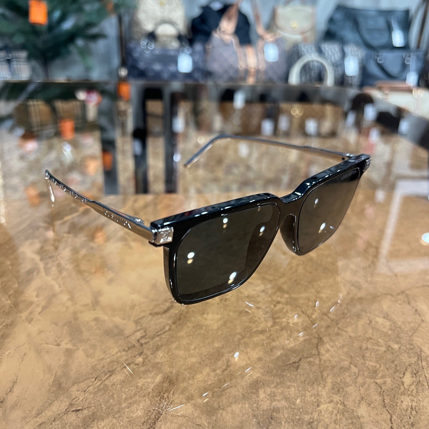 LOUIS VUITTON LV Rise Square Sunglasses, 56??15 150, Black, with Box and Dust Bag, LV Blue Resin Sunglasses