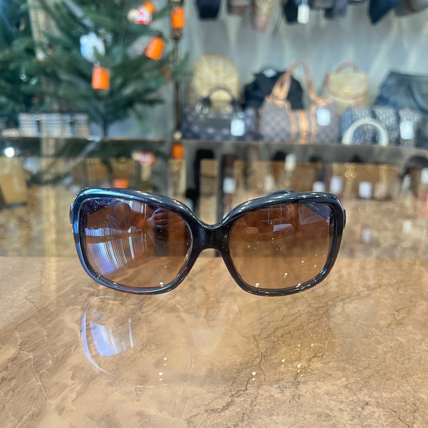 CHANEL Sunglasses, Brown. CHANEL Brown Resin Sunglasses.