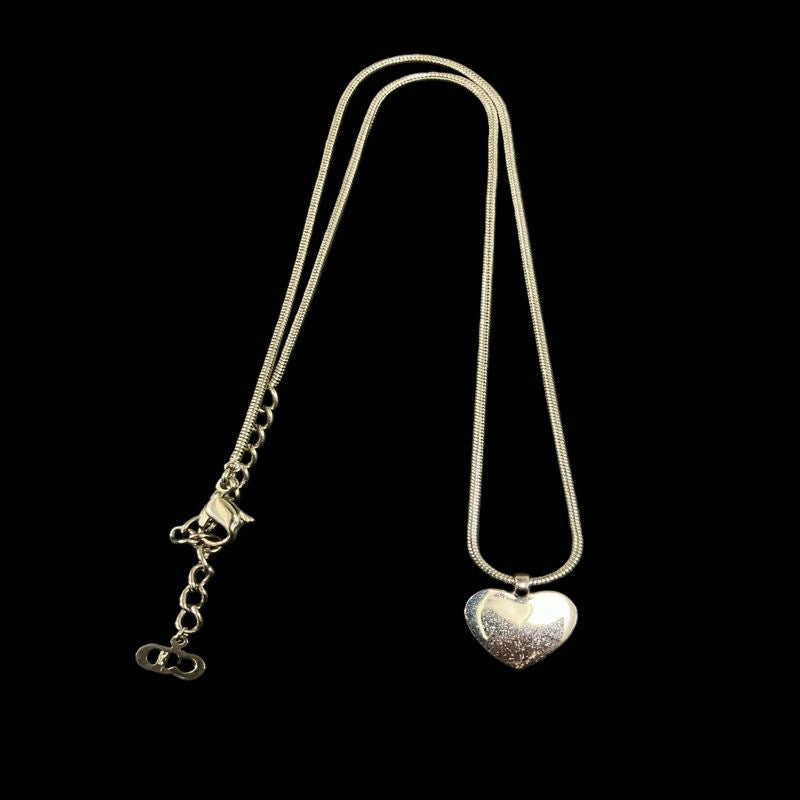 DIOR Necklace, Silver-tone Hardware. DIOR Silver-tone Alloy Necklace.