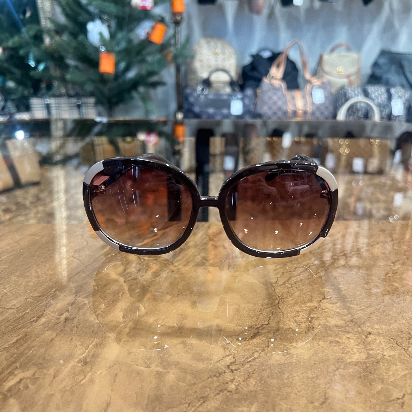 CHLOE Sunglasses, Brown, with Box. CHLOE Brown Resin Sunglasses.