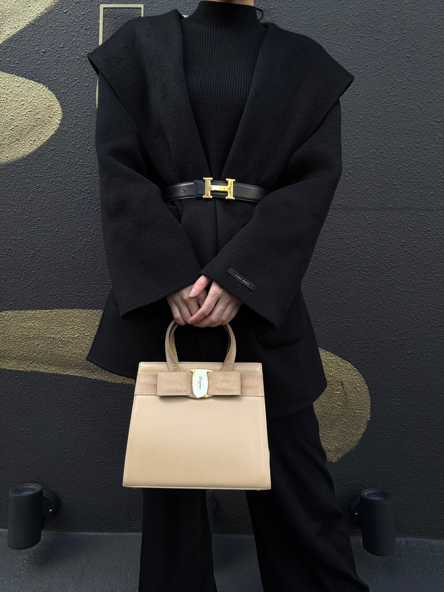 Ferragamo ribbon handbag, beige, silver hardware, with dust bag, milk tea color PVC, bow tote bag