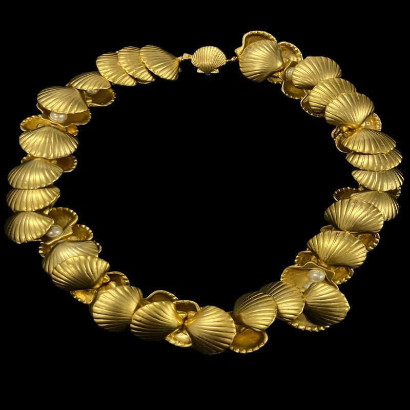 CUSHKA Necklace, Gold-Tone Hardware, Accessory, Necklace