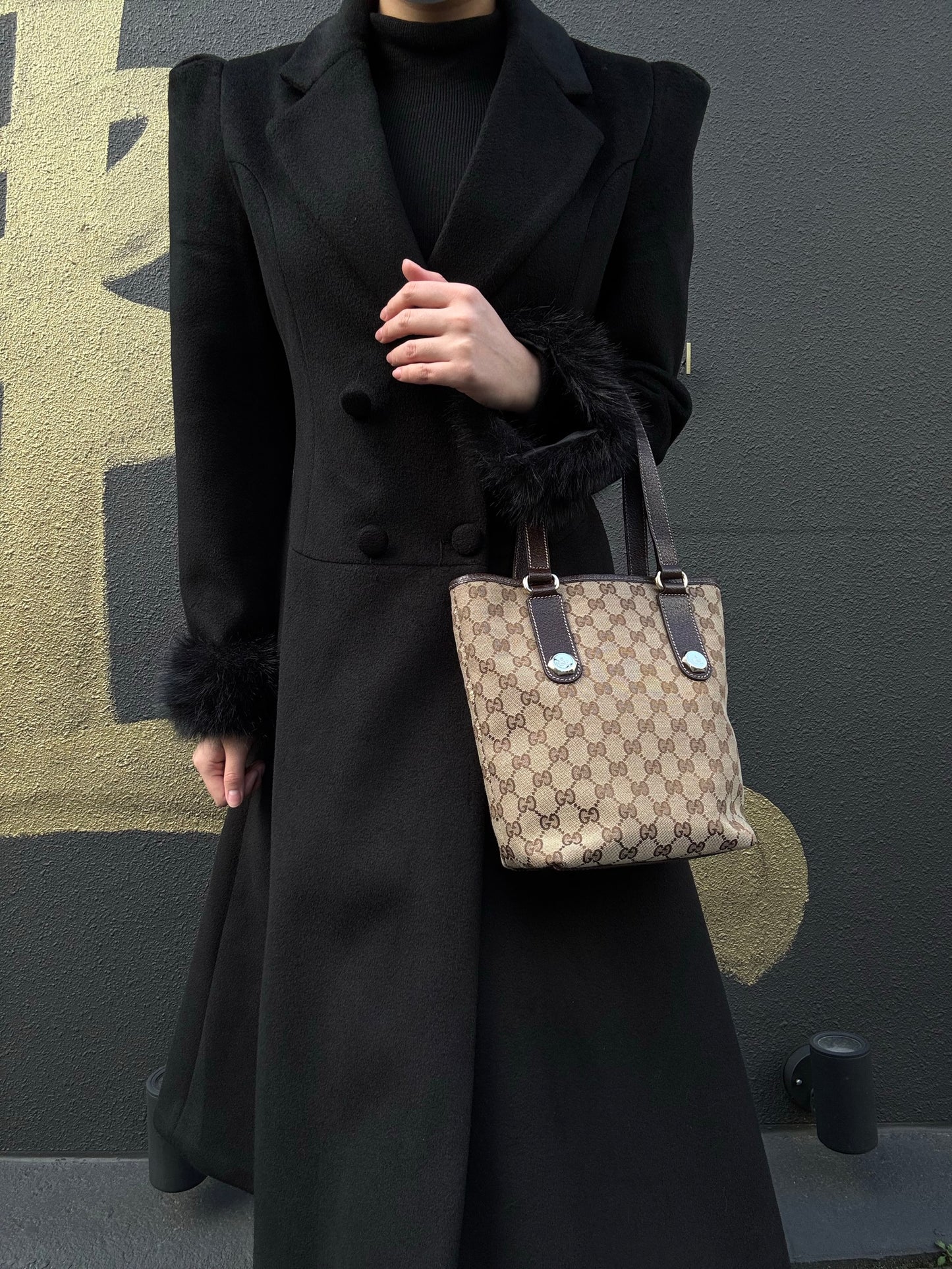 GUCCI GG Canvas Tote Bag Brown Gold Hardware GUCCI Beige Monogram Canvas Basketweave Tote Shoulder Bag