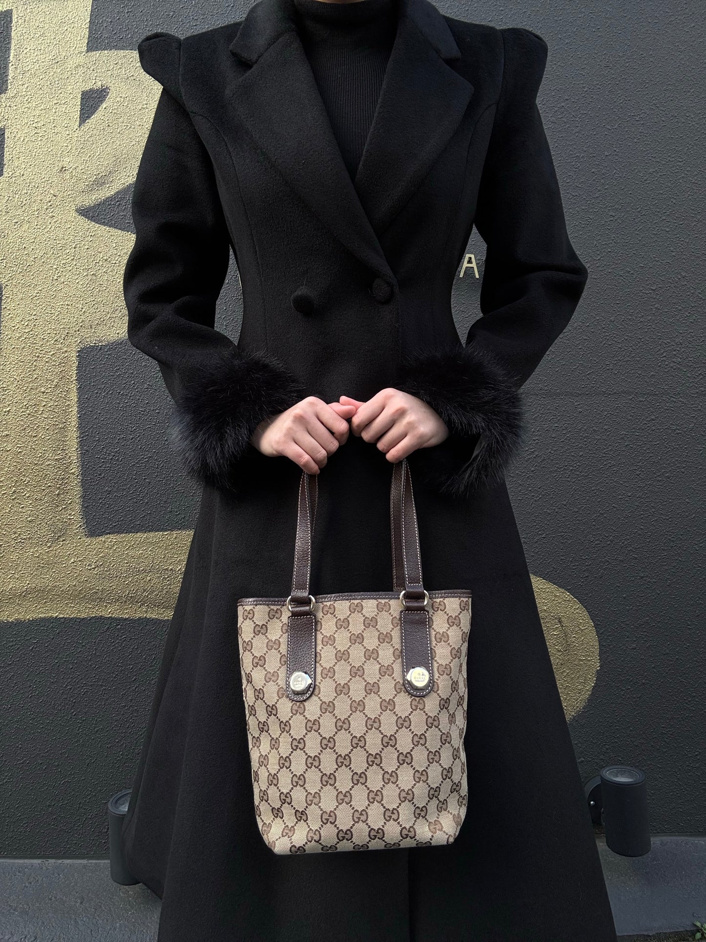 GUCCI GG Canvas Tote Bag Brown Gold Hardware GUCCI Beige Monogram Canvas Basketweave Tote Shoulder Bag
