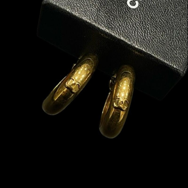 CHANEL Coco Mark hoop earrings, with comments, 93P, with box, gold hardware, alloy, double C logo clip-on earrings