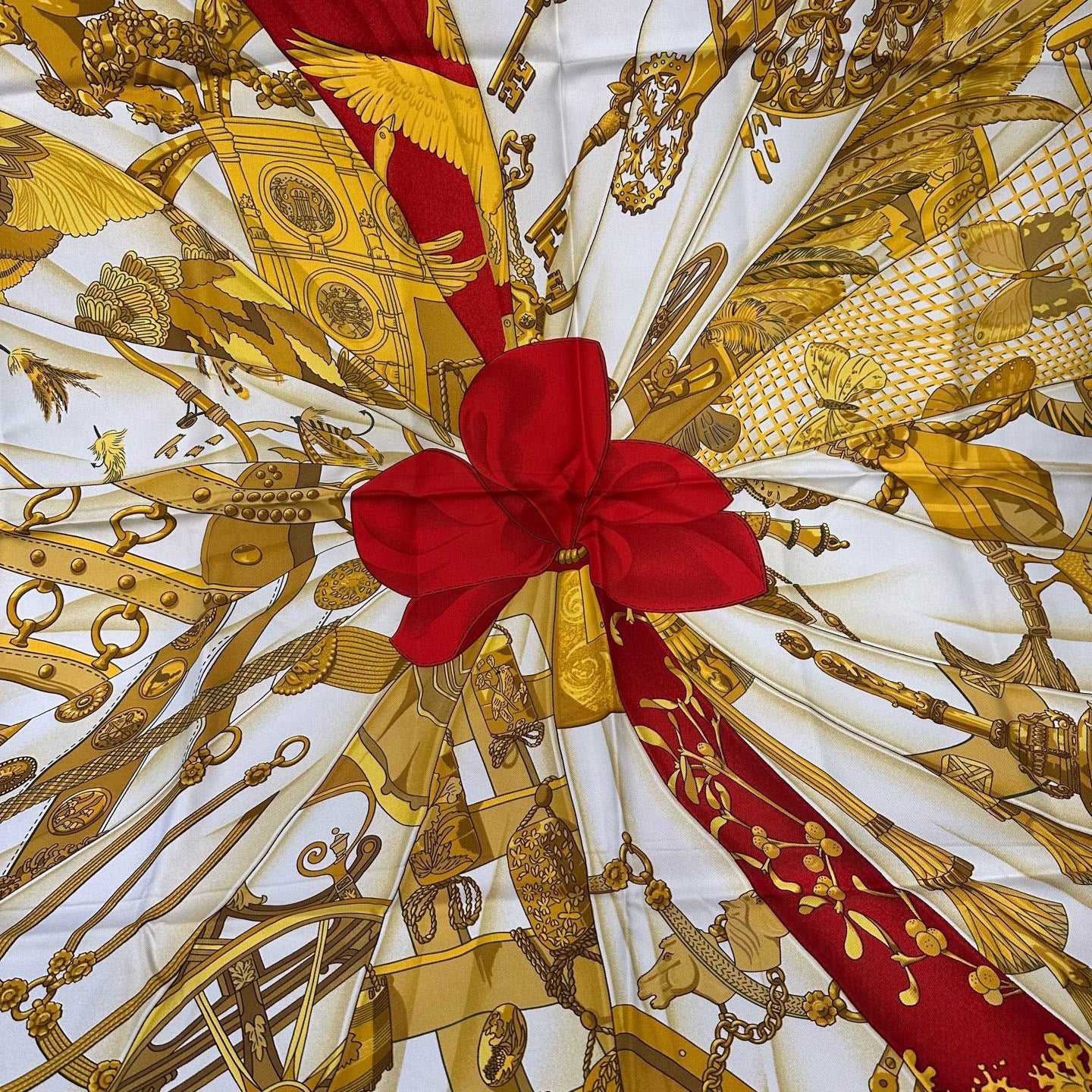 HERMES scarf, gold tone, with tag