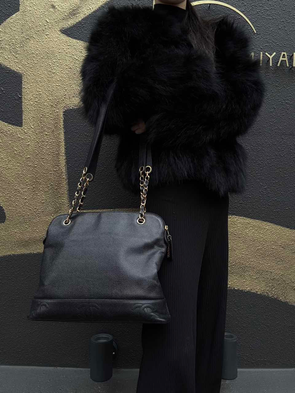 CHANEL Black Caviar Leather GST Shoulder Bag with Gold-Tone Hardware