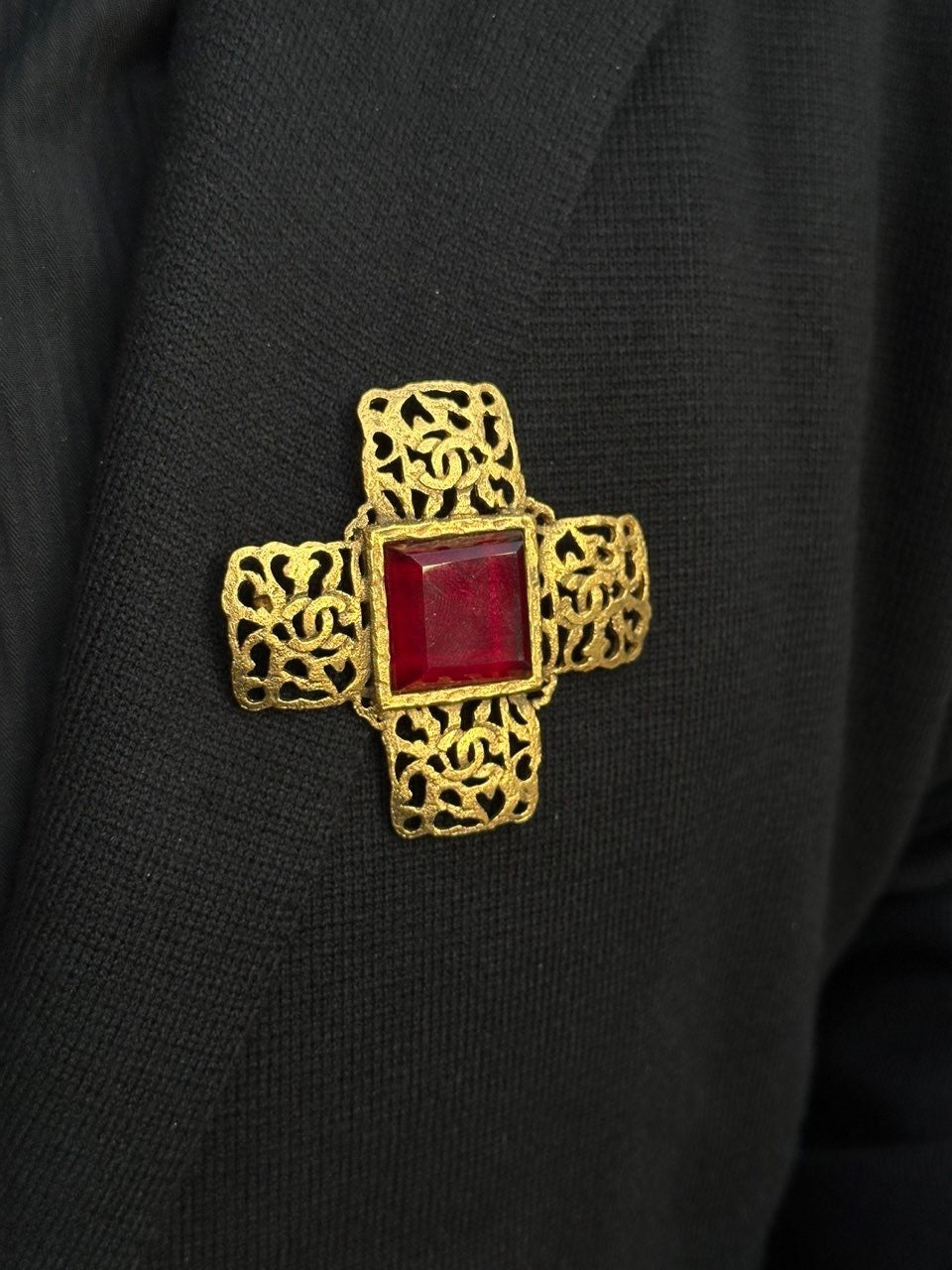 CHANEL Coco Mark Brooch with Red Stone, Gold-Plated Alloy, Brooch