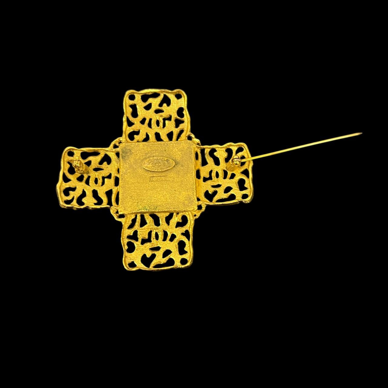 CHANEL Coco Mark Brooch with Red Stone, Gold-Plated Alloy, Brooch