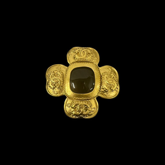 CHANEL Gripoix Brooch with Black Stone, Brooch