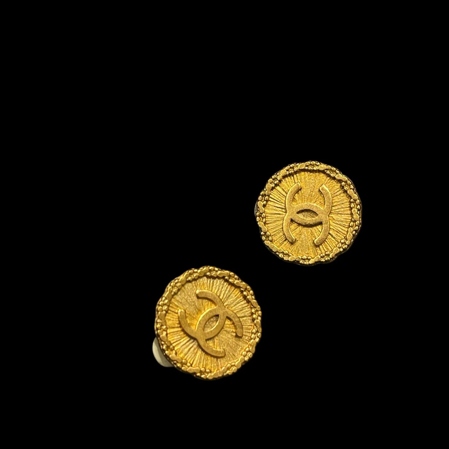 CHANEL earrings, gold-plated, Coco Mark, gold, alloy, clip-on, with box