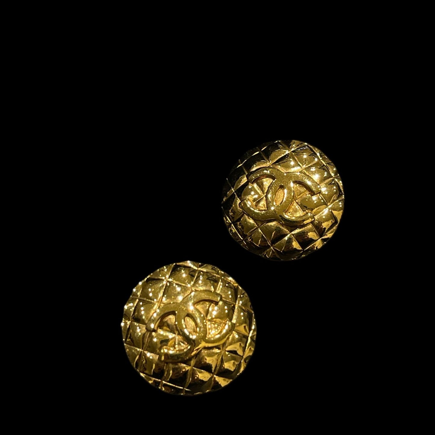 CHANEL earrings, gold-plated, alloy, clip-on, with box