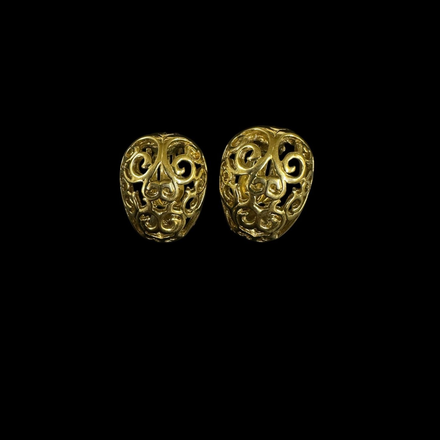 Saint Laurent earrings, gold-plated, alloy, clip-on